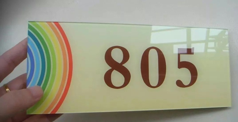 做標識，我們是認真的：一分鐘教你塑造“養(yǎng)眼”高分子有機玻璃標牌